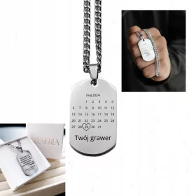 Personalizirana pasja oznaka s koledarjem in ogrlico