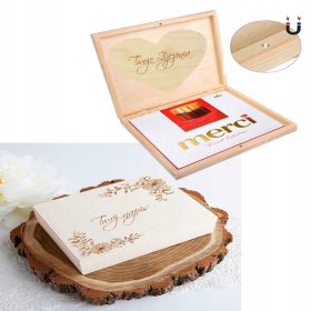   Elegantna lesena škatla za čokoladke Merci s personaliziranim graviranjem