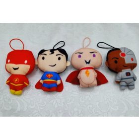 SUPER 4 maskote Superman, The Flash, Cyborg, Lulu