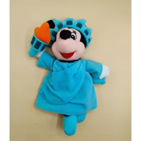 Miki Miška kot kip svobode