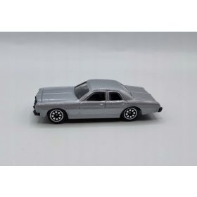   Model Dodge Coronet Custom 1976, srebrna barva, velikost 7,3 cm