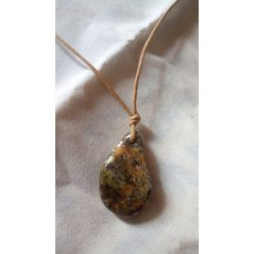  ogrlica s sivim jantarjem