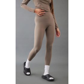   Klasične športne pajkice v rjavi barvi Prettylittlething 38