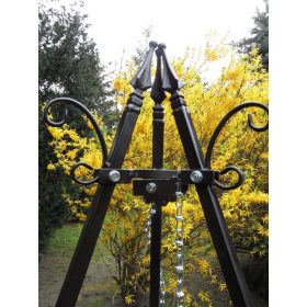    Rešetka za žar Tripod z okrasno C ročico in 50 cm rešetko ter verigo