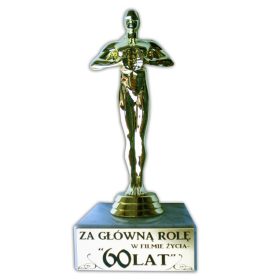   Eleganten spominek za 60. rojstni dan - Trajna darila za posebne priložnosti! Ta čudovita statuetka je popolno darilo za vaše najdražje ob njihovem 60. rojstnem dnevu. Visoka 19 cm, izdelana iz kakovo