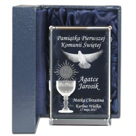 Steklena spominska figura za prvo obhajilo