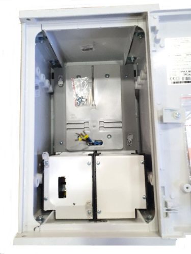1. Optimized Name: Visokokakovostna stikalna naprava Incobex 230 V IP44 40 A za zanesljivo električno napeljavo
2. SEO-Optimized Description:
Slovenska stikalna naprava Incobex 230 V IP44 40 A je zane